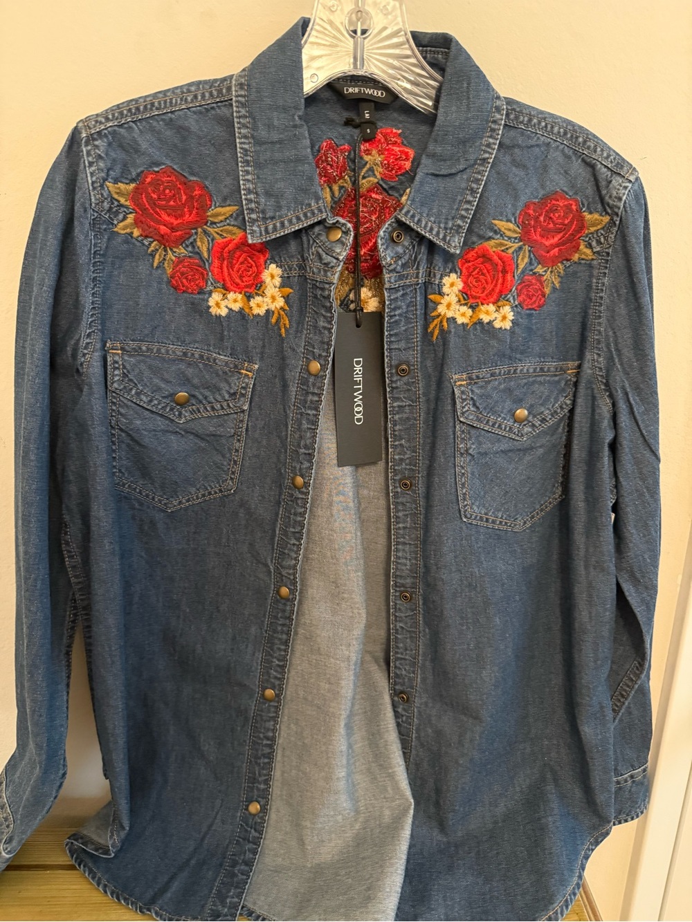 Driftwood denim shirt with rose embroidery NWT size Small